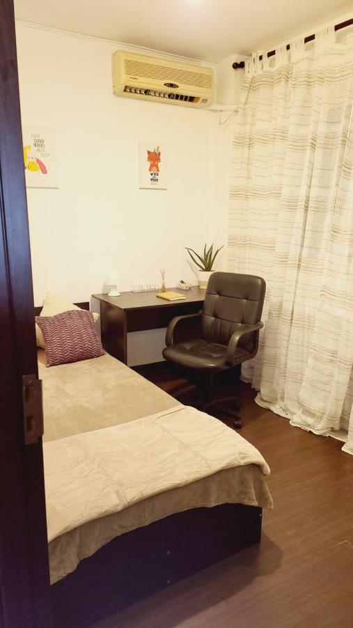 Two Bedroom Aparthotel With Garden View Bucarest Esterno foto